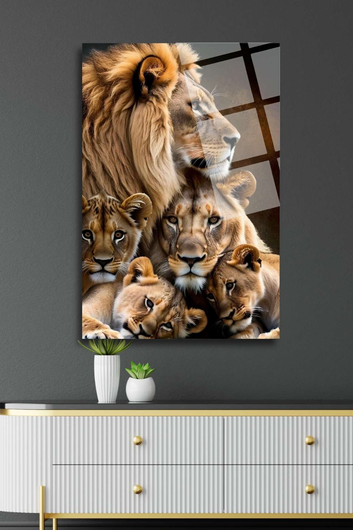 Üç Çocuklu Aslan Ailesi Tablosu, Kırılmaya Dayanıklı Cam Tablo 339 - 45 x 65
