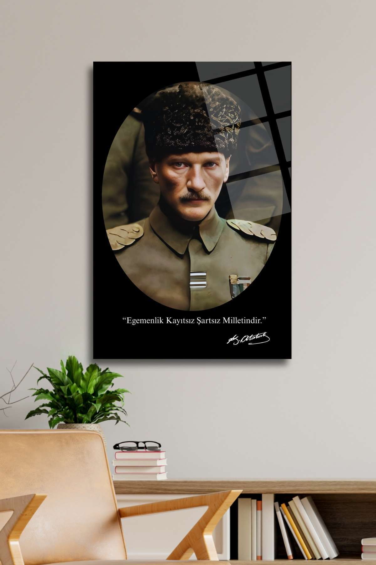 "Egemenlik Kayıtsız Şartsız Milletindir." Atatürk Cam Tablo HMDS0344
