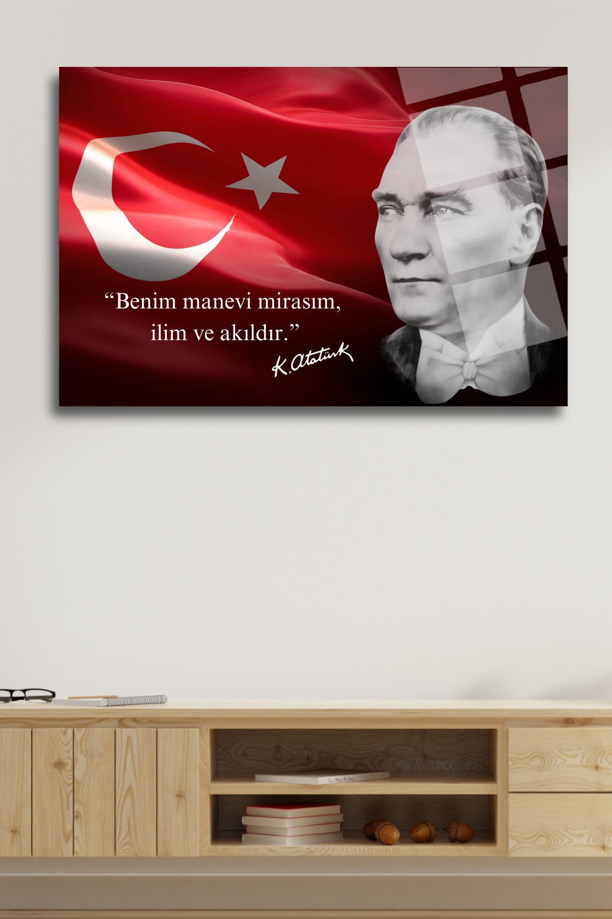 Mustafa Kemal Atatürk  "Benim Manevi Mirasım İlim ve Akıldır." Cam Tablo 159 - 45 x 65